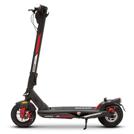 DUCATI E-SCOOTER PRO-IIIR ADVANCED SAFETY - MONOPATTINO ELETTRICO - MOTORE 500W - LEGA DI MAGNESIO - FRENI A DISCO SEMI-IDRAULICI - DOPPIA LEVA FRENO - RUOTE 10"" - AUTONOMIA 40KM - KERS - BLUETOOTH - NFC